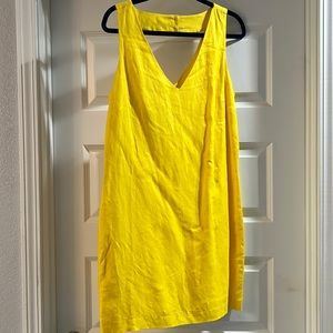 Beautiful yellow Banana Republic sheath dress. New with tags